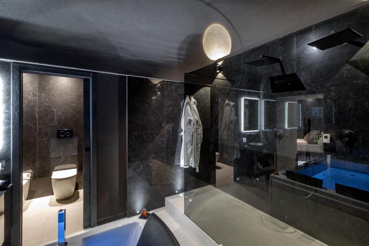 4 Suites " Unconventional Living Rooms " คาตาเนีย ภายนอก รูปภาพ