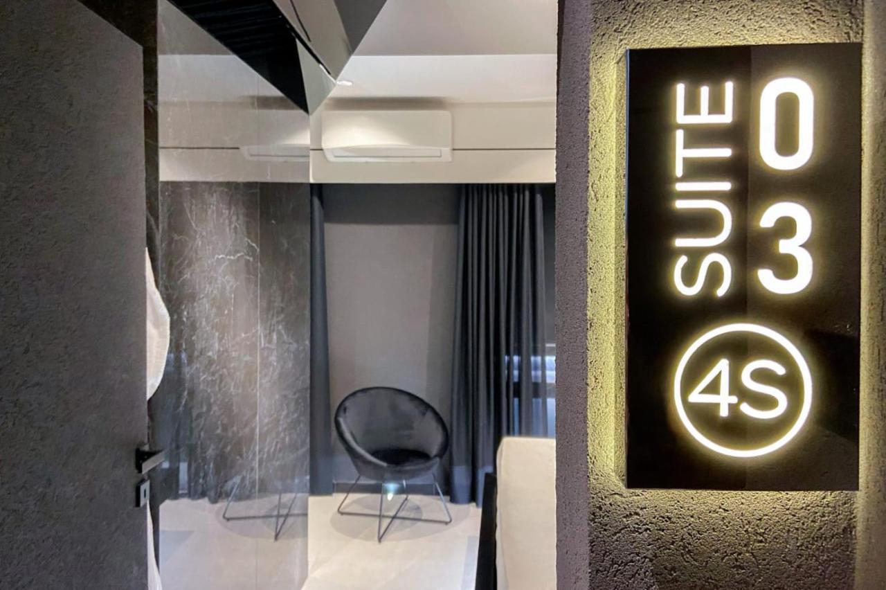 4 Suites " Unconventional Living Rooms " คาตาเนีย ภายนอก รูปภาพ